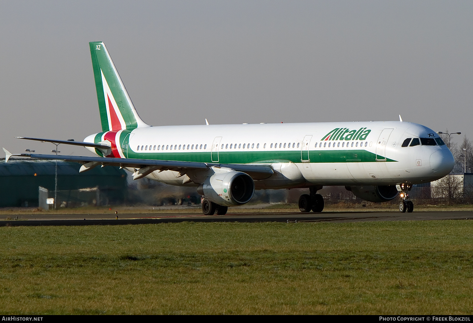 Aircraft Photo of EI-IXZ | Airbus A321-112 | Alitalia | AirHistory.net #419883