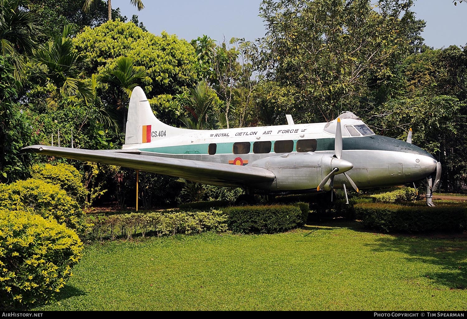 Aircraft Photo of CS404 | De Havilland D.H. 104 Dove 5 | Sri Lanka - Air Force | AirHistory.net #419888