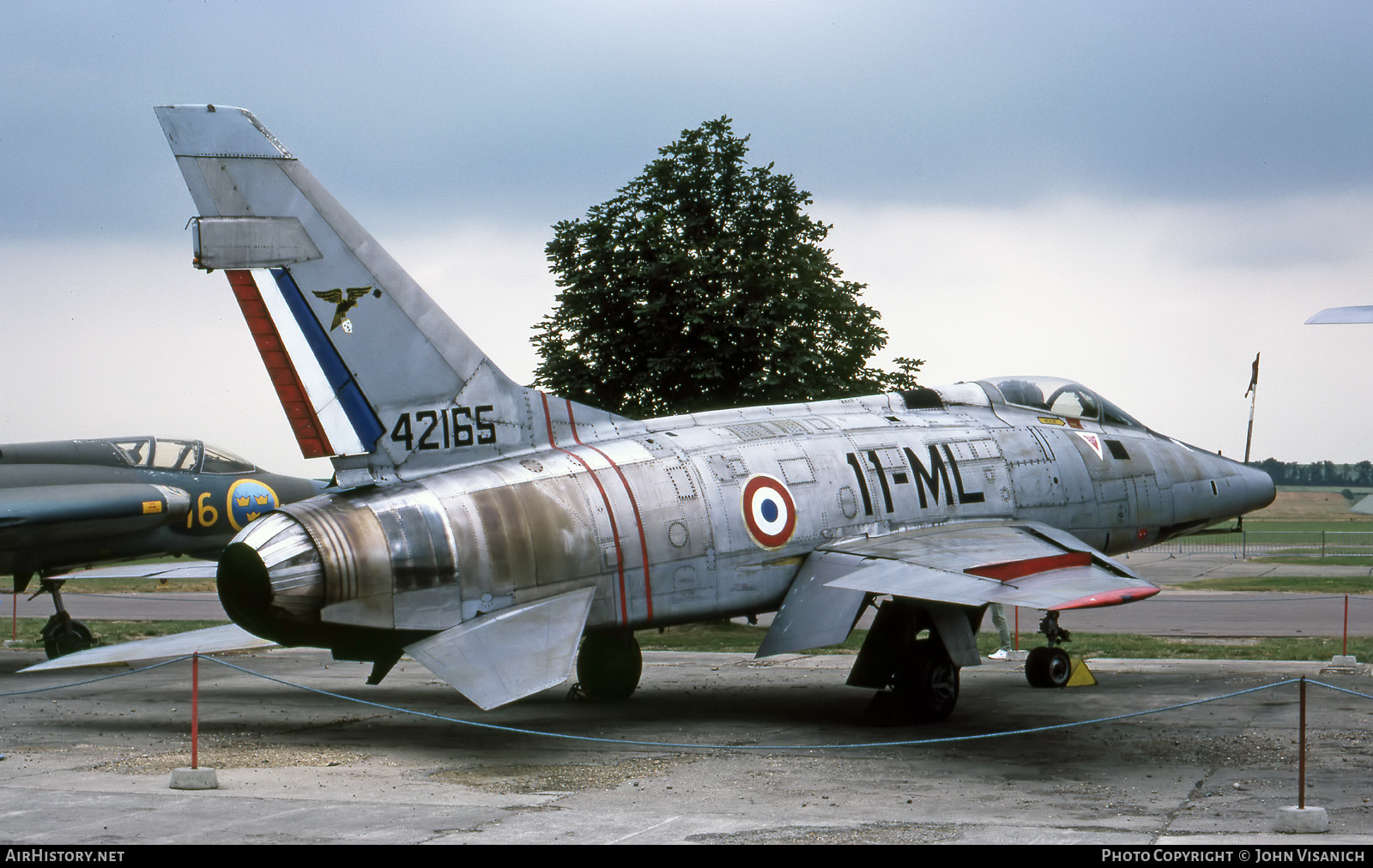 Aircraft Photo of 42165 | North American F-100D Super Sabre | France - Air Force | AirHistory.net #420003