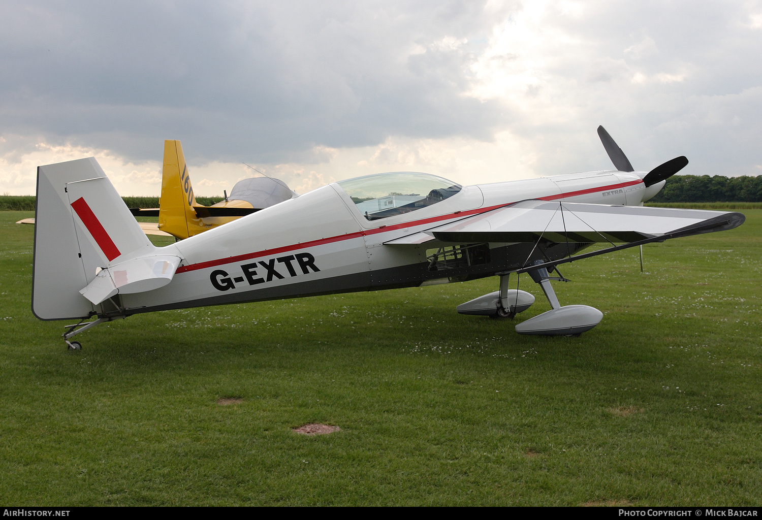 Aircraft Photo of G-EXTR | Extra EA-260 | AirHistory.net #420051