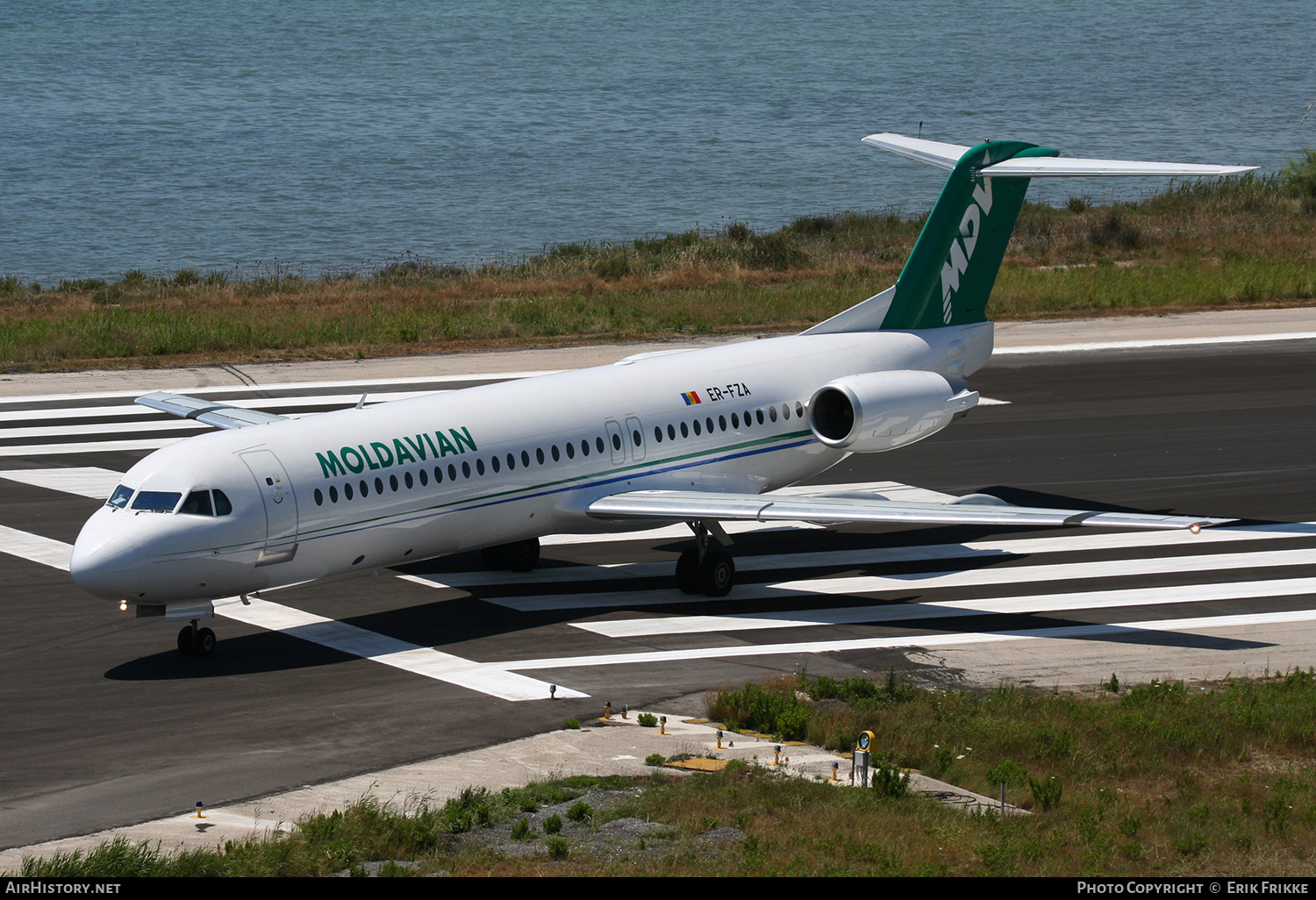 Aircraft Photo of ER-FZA | Fokker 100 (F28-0100) | Moldavian Airlines - MDV | AirHistory.net #420066