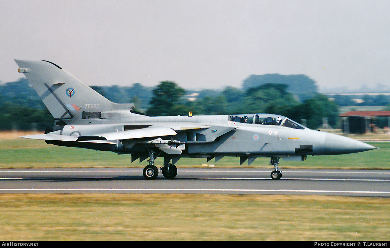 Aircraft Photo of ZE862 | Panavia Tornado F3 | UK - Air Force | AirHistory.net #420076