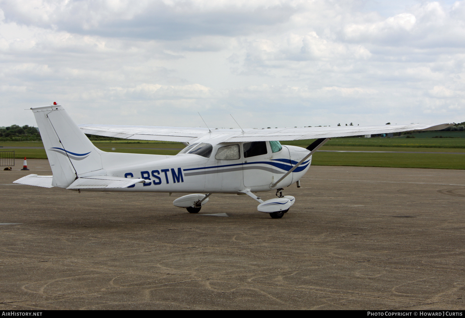 Aircraft Photo of G-BSTM | Cessna 172L | AirHistory.net #420173