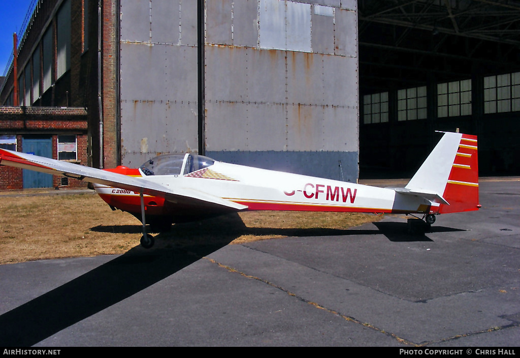Aircraft Photo of G-CFMW | Scheibe SF-25C Falke 2000 | Bicester Gliding Centre | AirHistory.net #420193