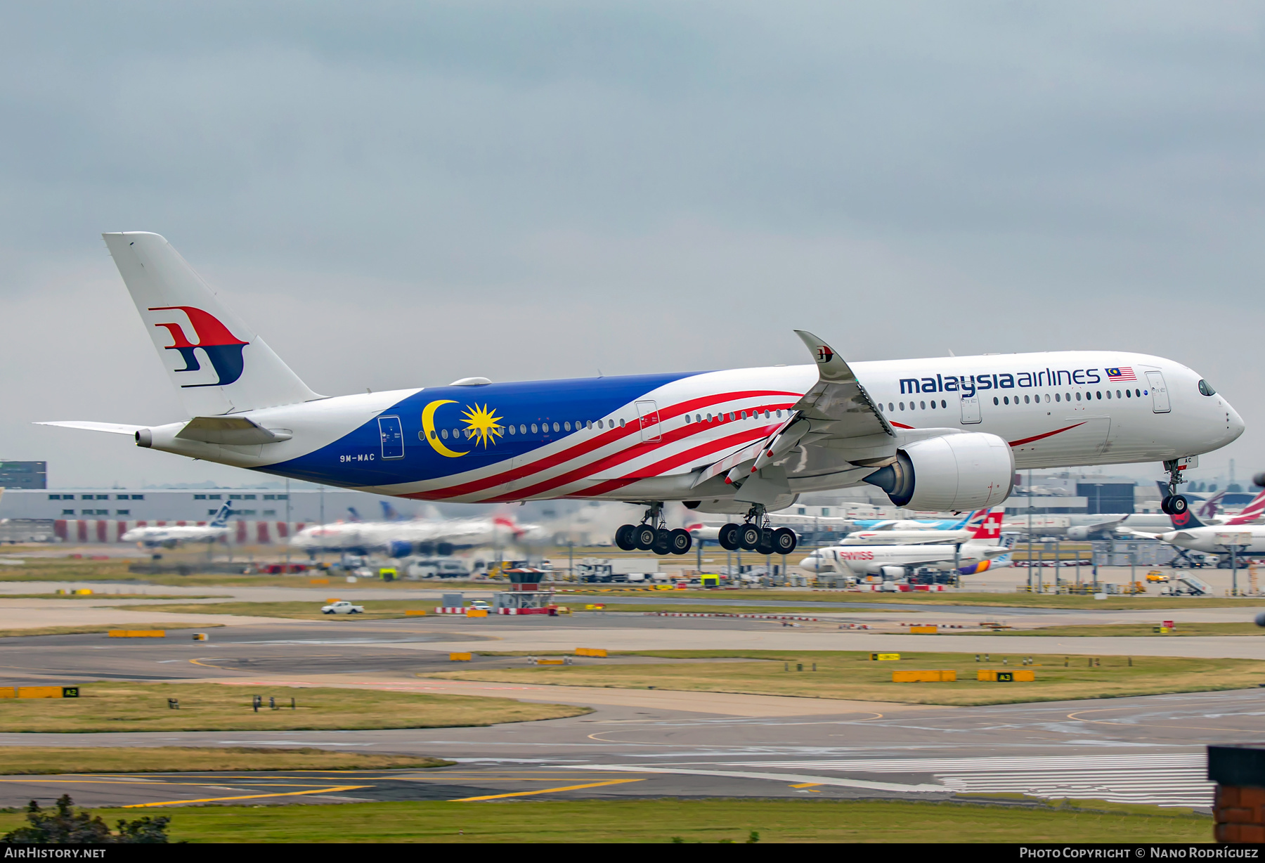 Aircraft Photo of 9M-MAC | Airbus A350-941 | Malaysia Airlines | AirHistory.net #420203