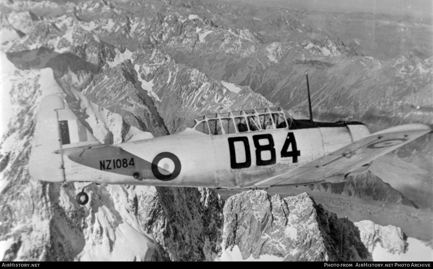 Aircraft Photo of NZ1084 | North American AT-6D Harvard III | New Zealand - Air Force | AirHistory.net #420322