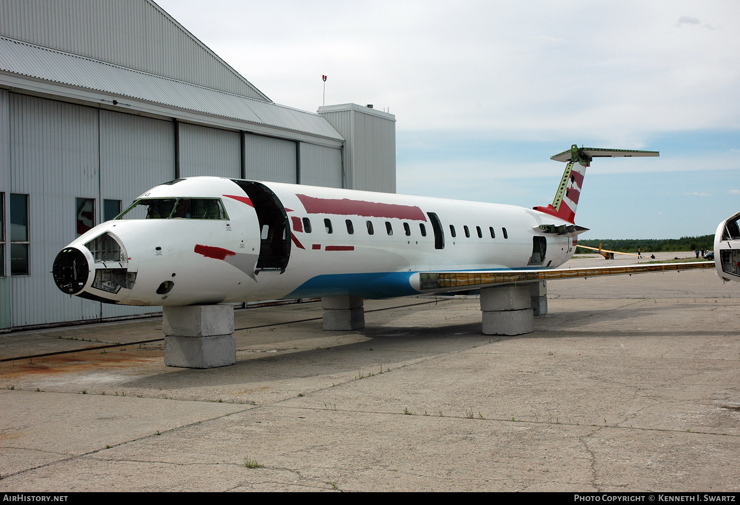 Aircraft Photo of OE-LRG | Bombardier CRJ-100 (CL-600-2B19) | Austrian Arrows | AirHistory.net #420334