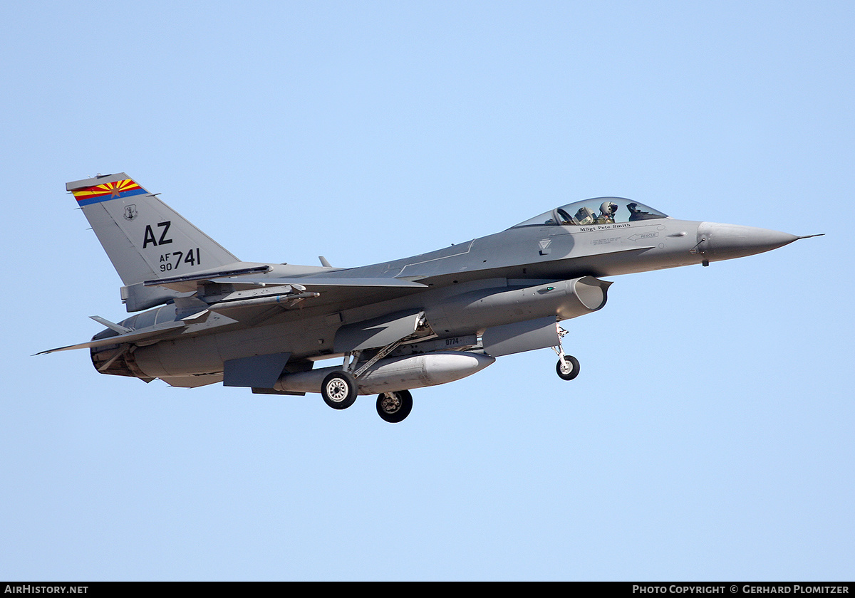 Aircraft Photo of 90-0741 / AF90-741 | General Dynamics F-16CM Fighting Falcon | USA - Air Force | AirHistory.net #420347