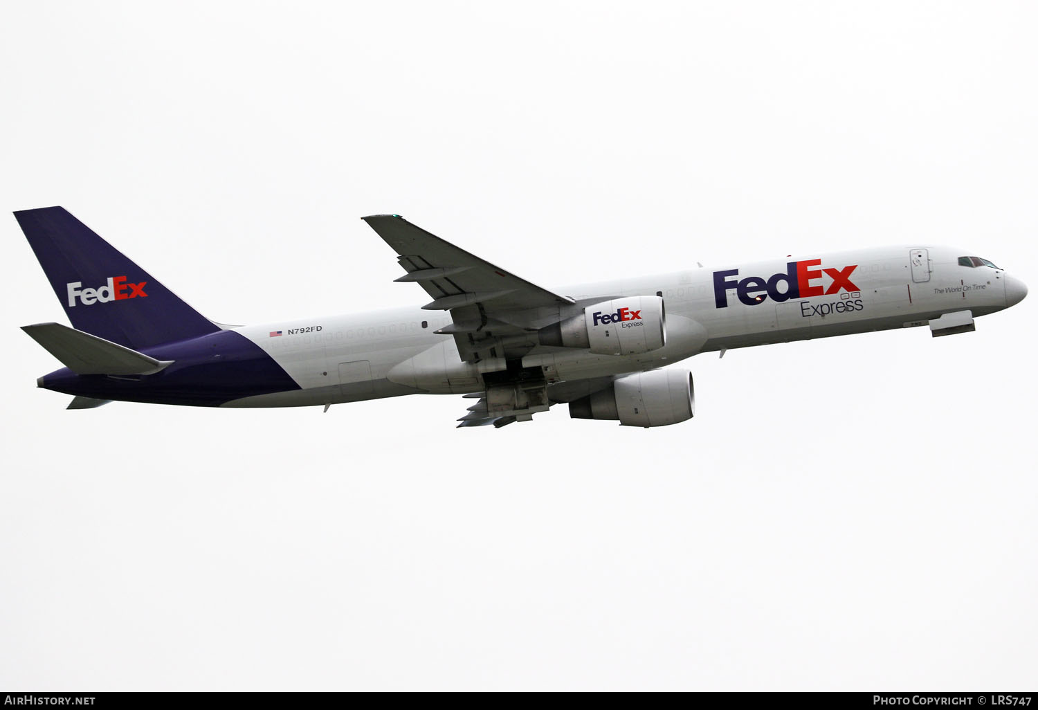 Aircraft Photo of N792FD | Boeing 757-222(SF) | FedEx Express - Federal Express | AirHistory.net #420439