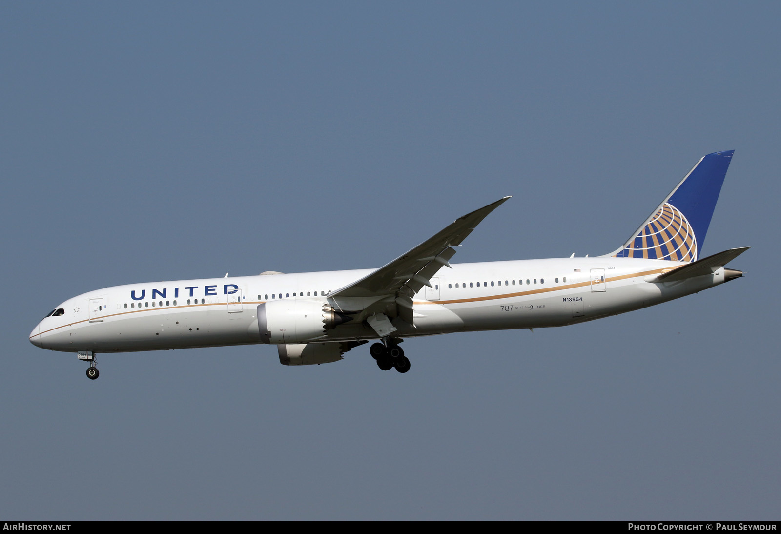 Aircraft Photo of N13954 | Boeing 787-9 Dreamliner | United Airlines | AirHistory.net #420492