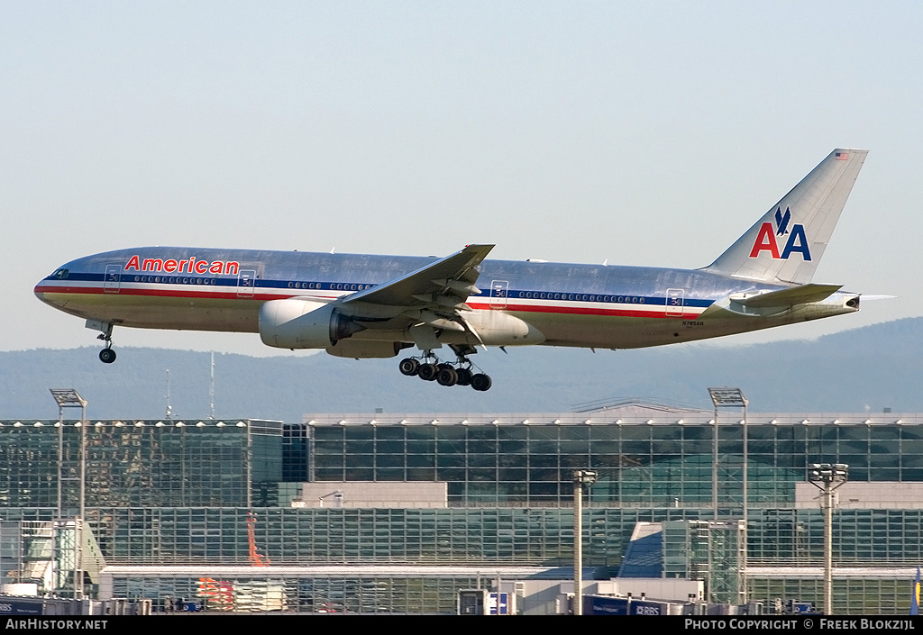 Aircraft Photo of N785AN | Boeing 777-223/ER | American Airlines | AirHistory.net #420564