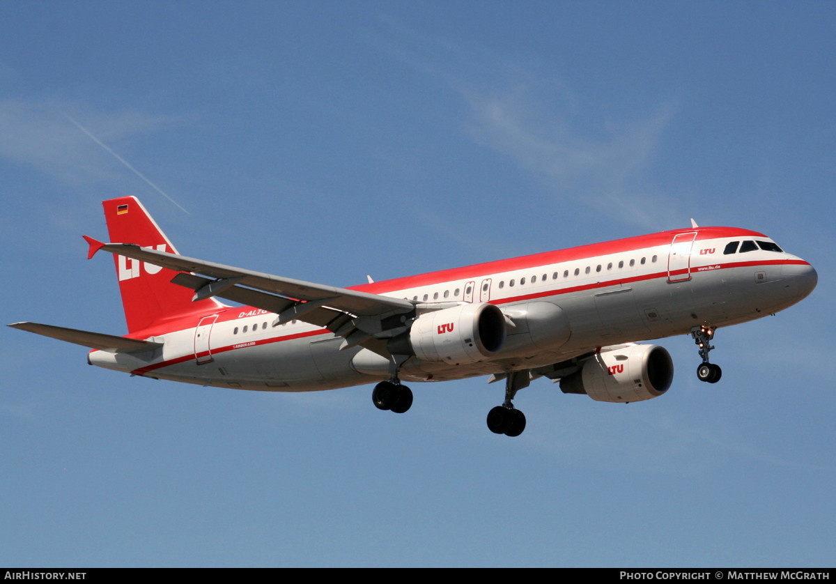 Aircraft Photo of D-ALTG | Airbus A320-214 | LTU - Lufttransport-Unternehmen | AirHistory.net #420593