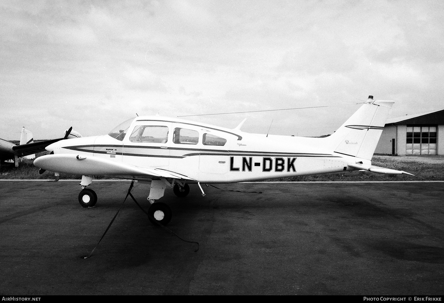Aircraft Photo of LN-DBK | Beech A23-24 Musketeer Super III | AirHistory.net #420800