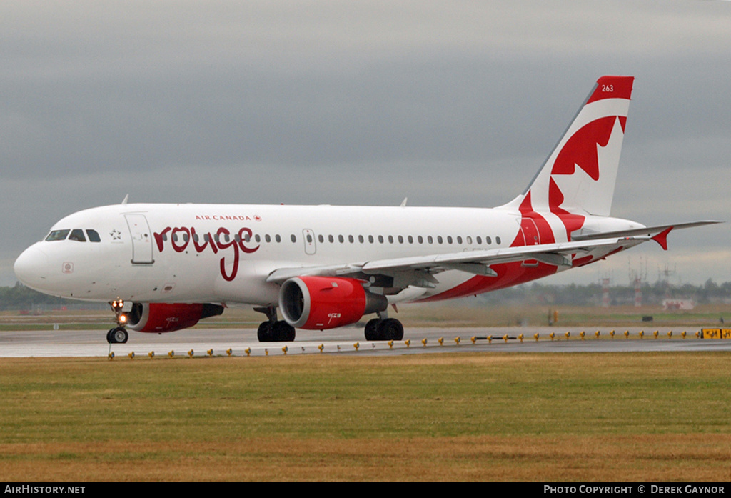 Aircraft Photo of C-FZUG | Airbus A319-114 | Air Canada Rouge | AirHistory.net #420815
