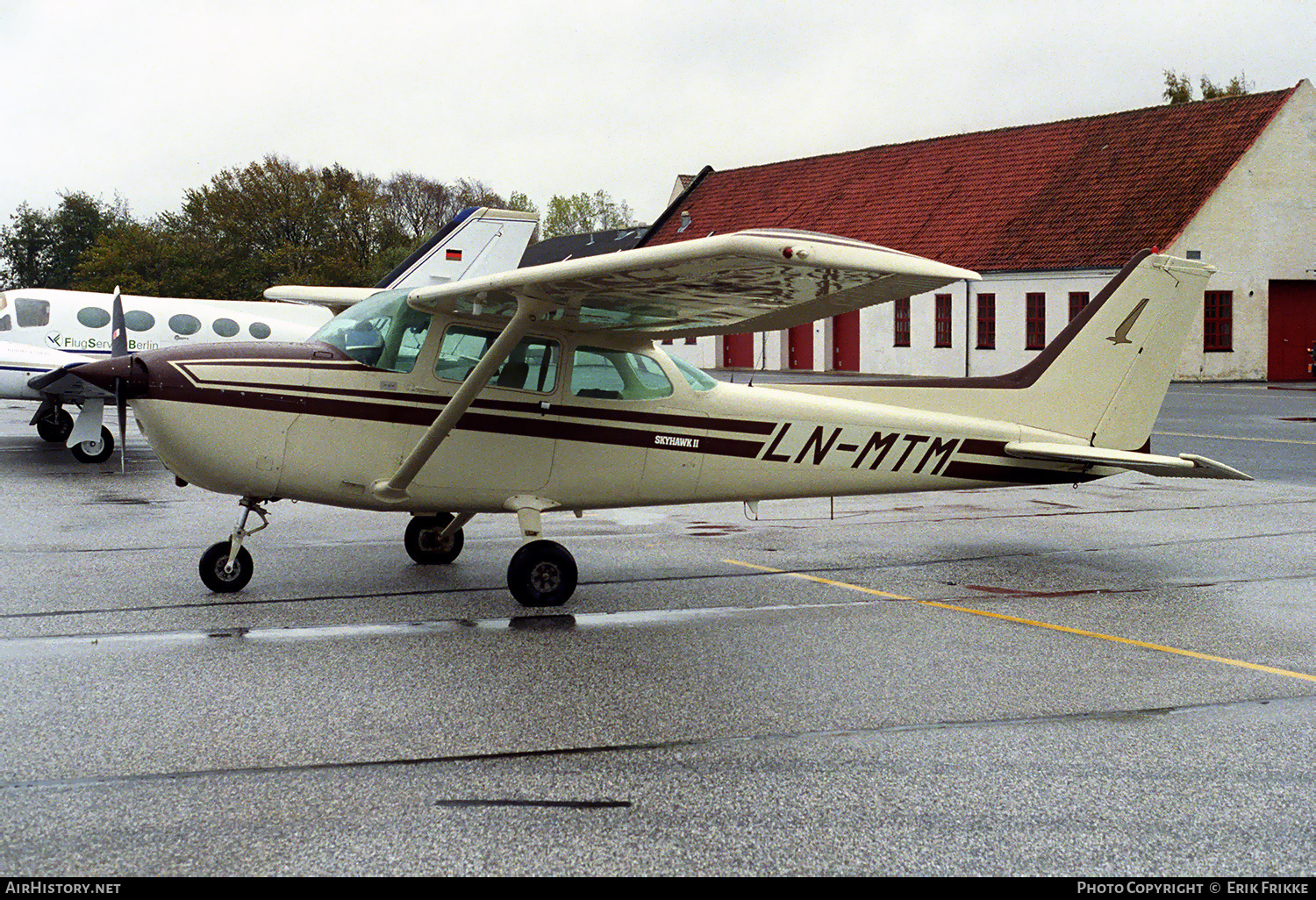 Aircraft Photo of LN-MTM | Cessna 172P Skyhawk II | AirHistory.net #420865