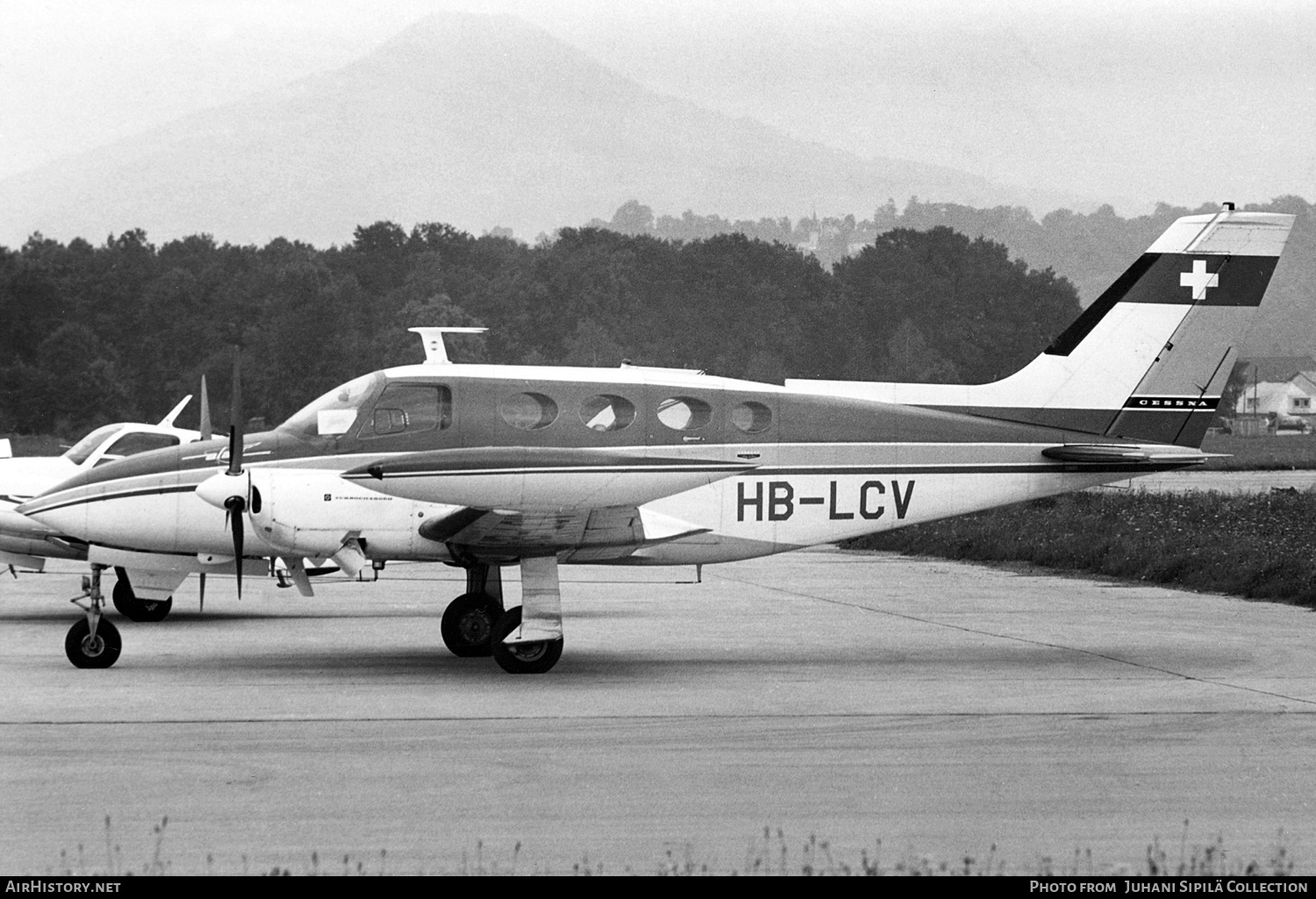Aircraft Photo of HB-LCV | Cessna 411 | AirHistory.net #420924