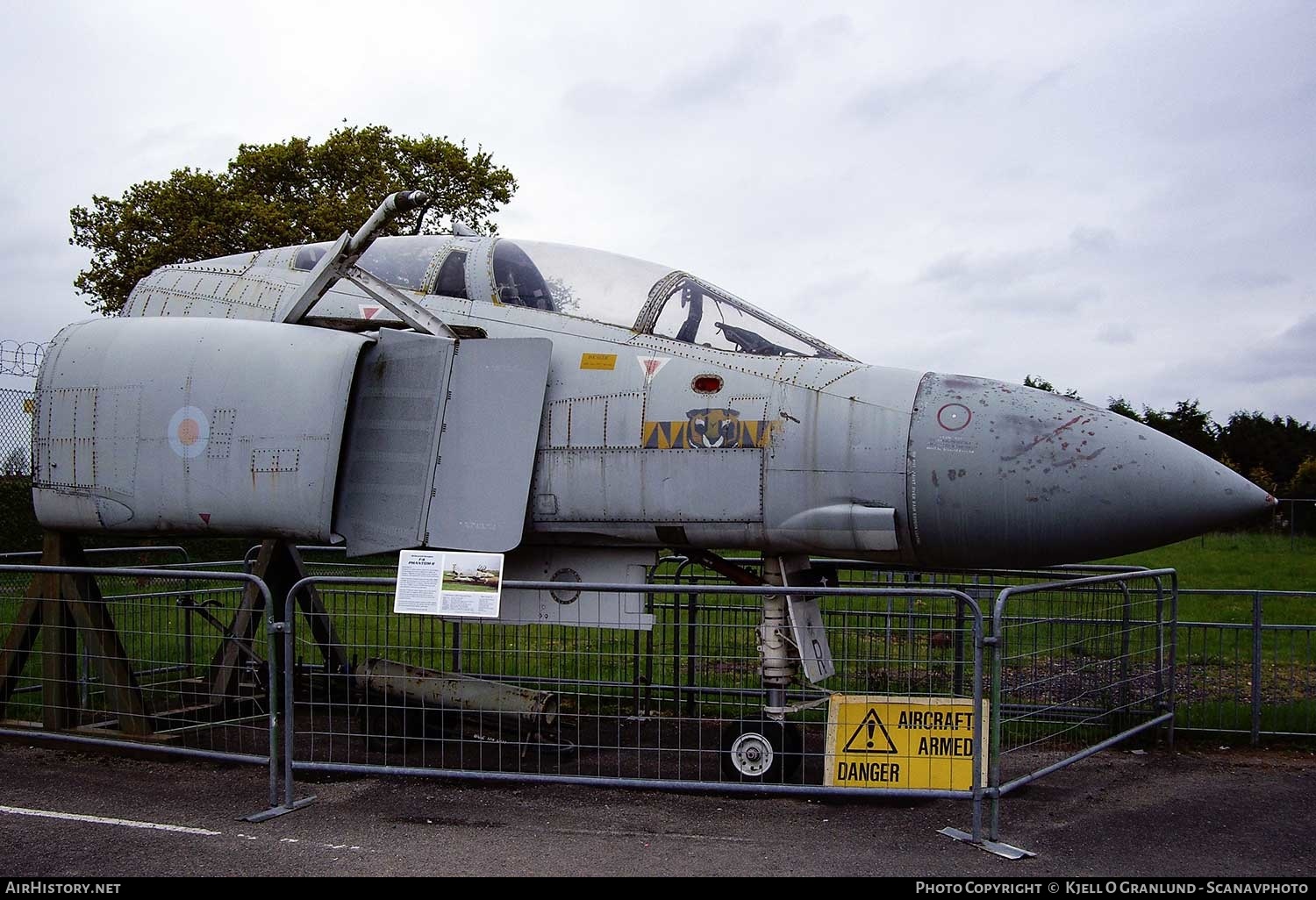 Aircraft Photo of XV490 | McDonnell Douglas F-4M Phantom FGR2 | UK - Air Force | AirHistory.net #420938