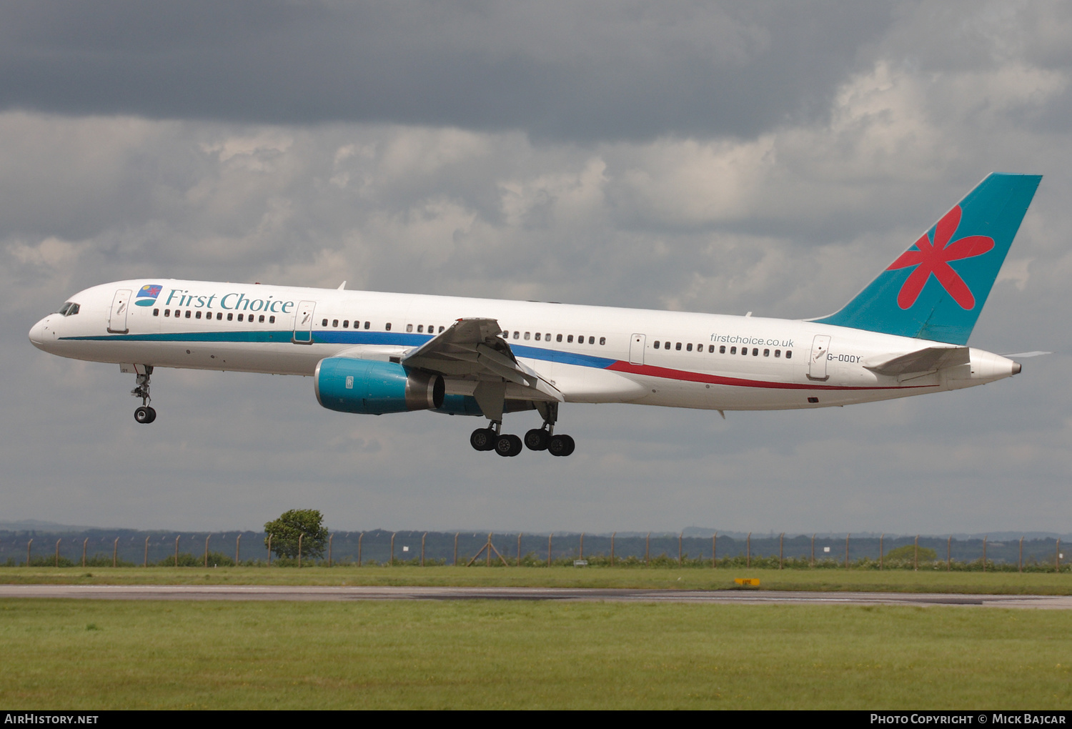 Aircraft Photo of G-OOOY | Boeing 757-28A | First Choice Airways | AirHistory.net #420939