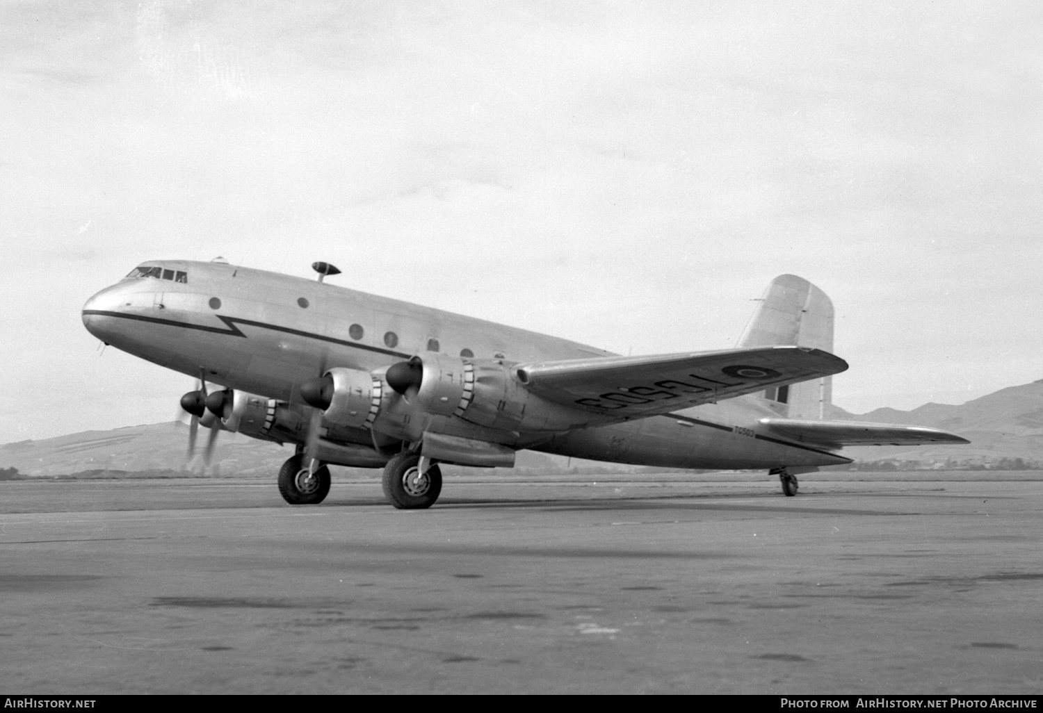 Aircraft Photo of TG503 | Handley Page HP-67 Hastings T5 | UK - Air Force | AirHistory.net #420973