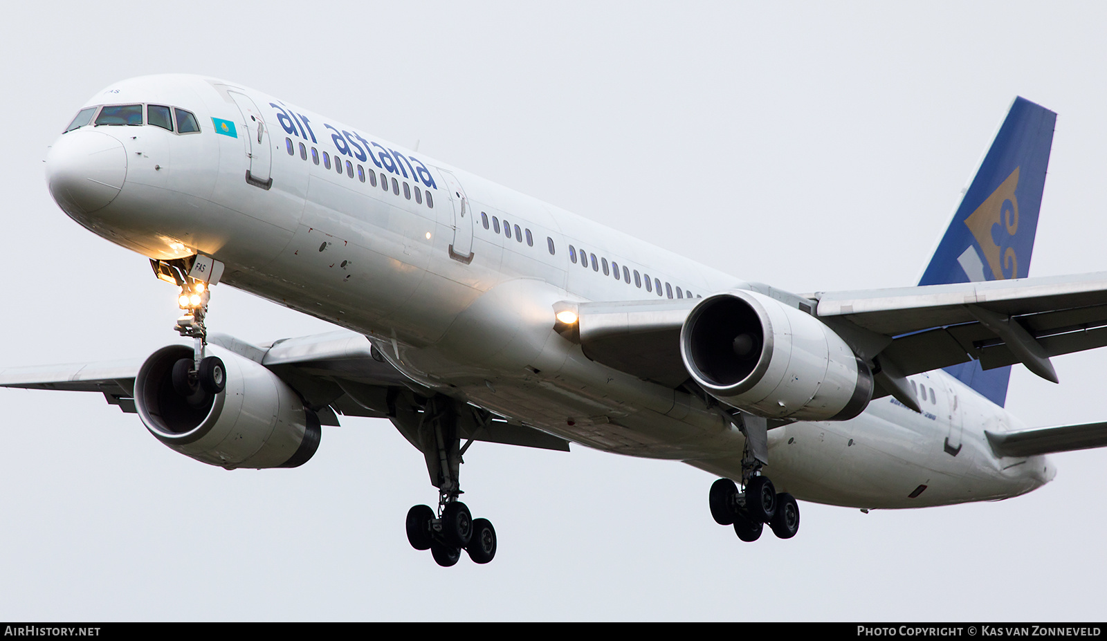 Aircraft Photo of P4-FAS | Boeing 757-2G5 | Air Astana | AirHistory.net #421134