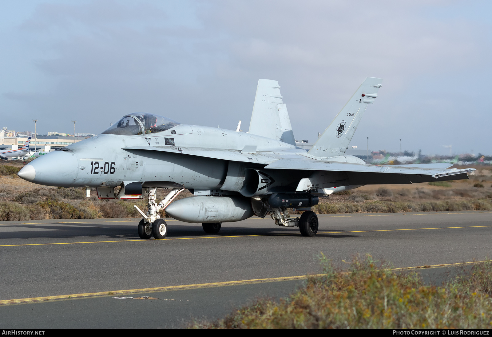 Aircraft Photo of C.15-48 | McDonnell Douglas EF-18M Hornet | Spain - Air Force | AirHistory.net #421143