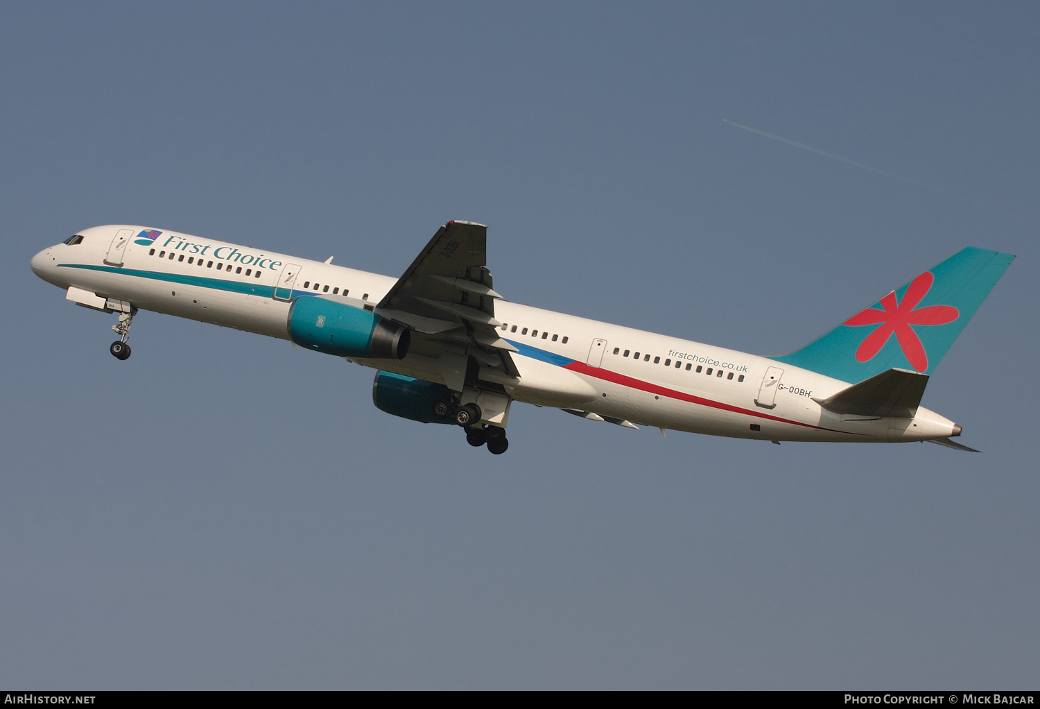 Aircraft Photo of G-OOBH | Boeing 757-236 | First Choice Airways | AirHistory.net #421145