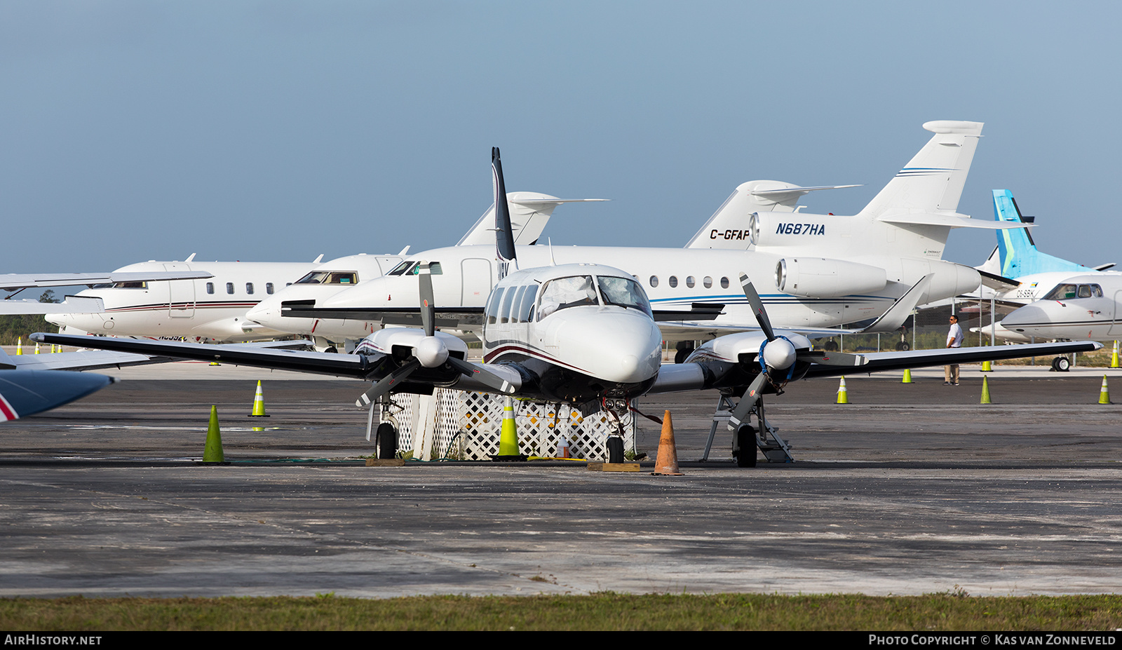 Aircraft Photo of C6-VBY | Piper PA-31-350 Navajo Chieftain | AirHistory.net #421193