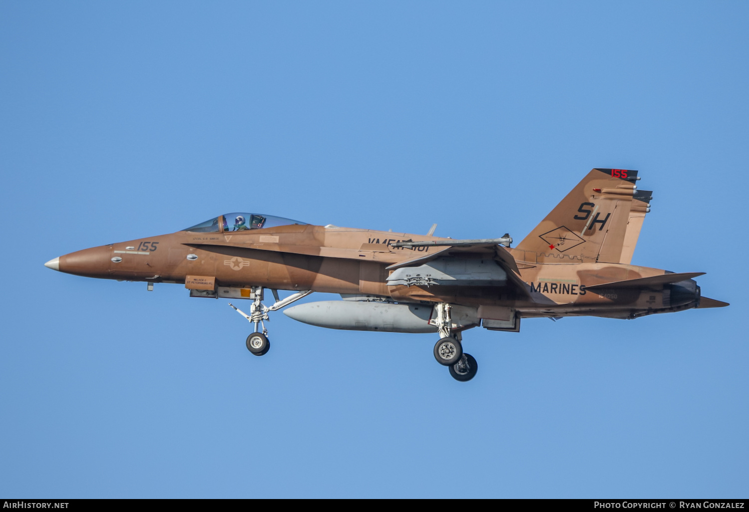 Aircraft Photo of 164050 / SH-155 | McDonnell Douglas F/A-18C Hornet | USA - Marines | AirHistory.net #421246
