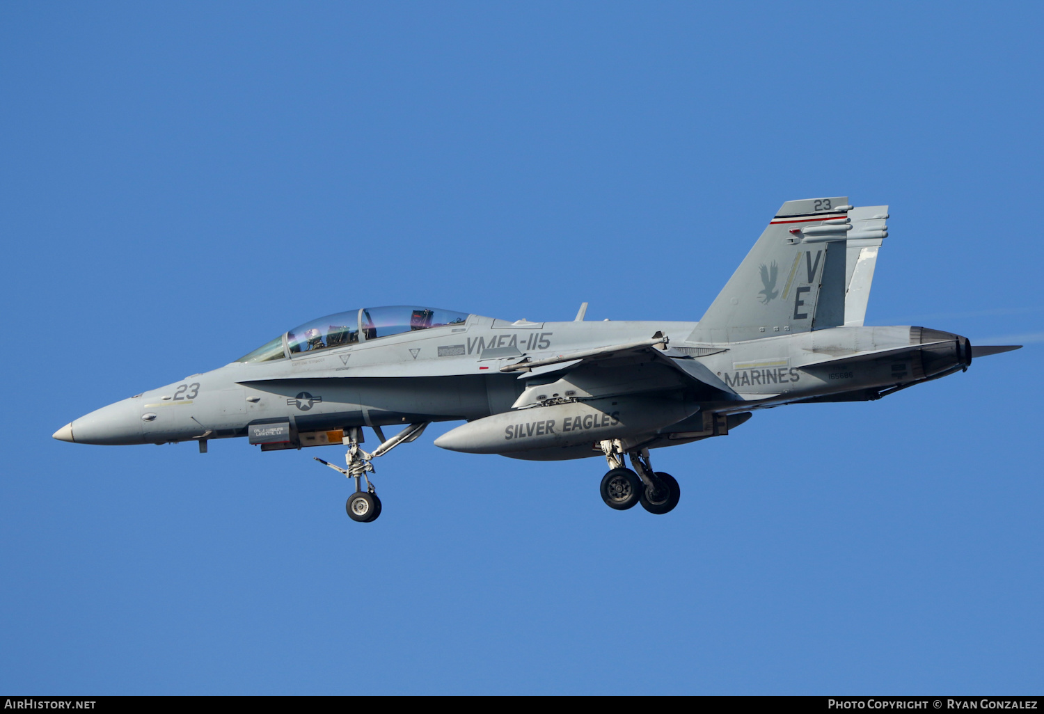 Aircraft Photo of 165686 / VE-23 | McDonnell Douglas F/A-18D Hornet | USA - Marines | AirHistory.net #421250