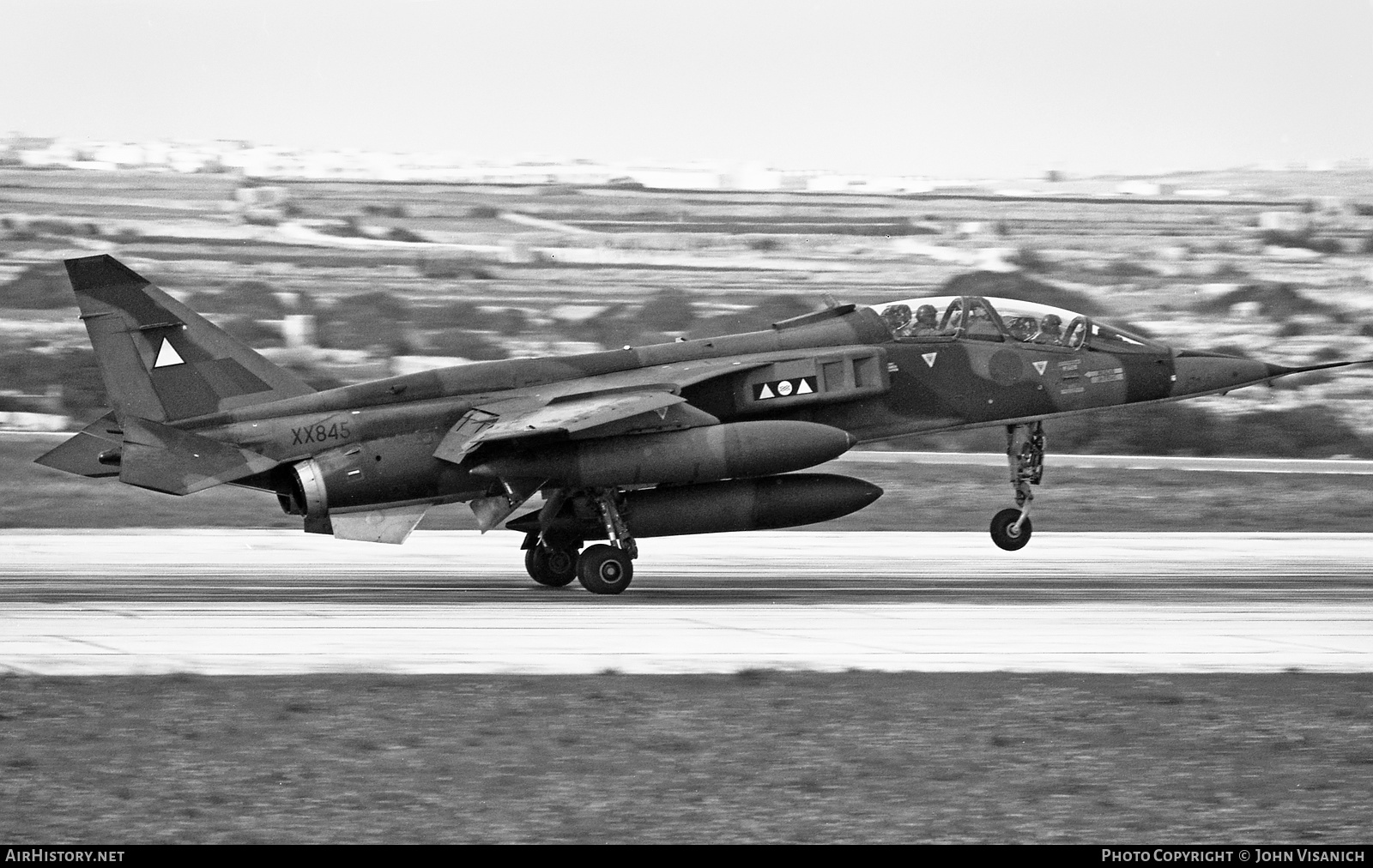 Aircraft Photo of XX845 | Sepecat Jaguar T2 | UK - Air Force | AirHistory.net #421272