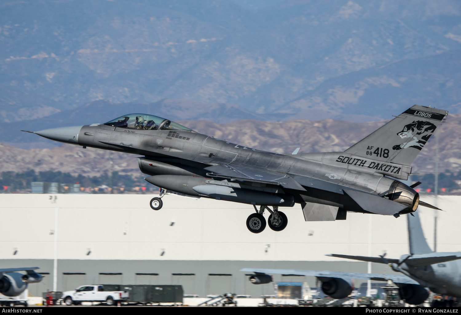 Aircraft Photo of 88-0418 / AF88-418 | General Dynamics F-16CG Fighting Falcon | USA - Air Force | AirHistory.net #421444
