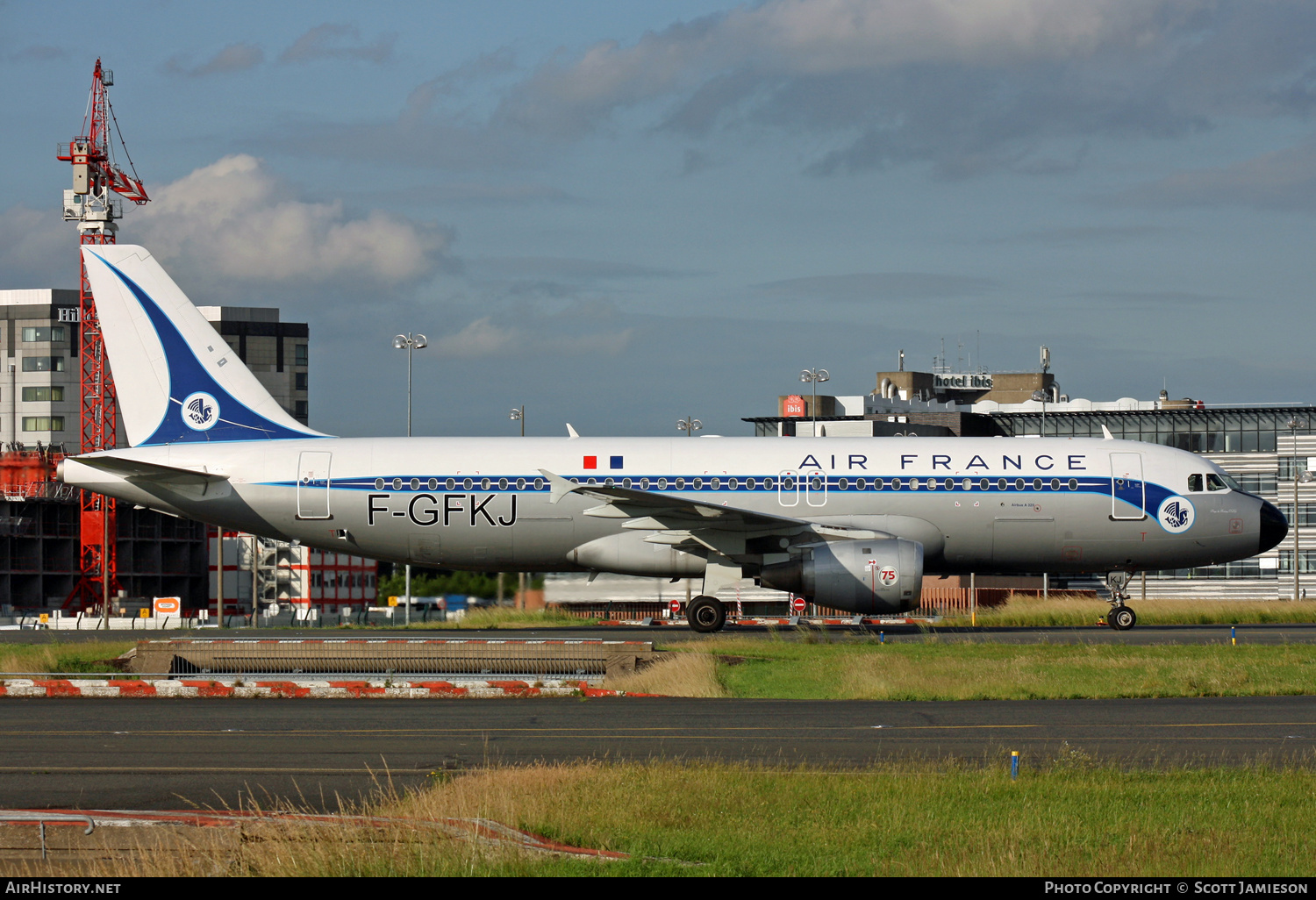 Aircraft Photo of F-GFKJ | Airbus A320-211 | Air France | AirHistory.net #421543