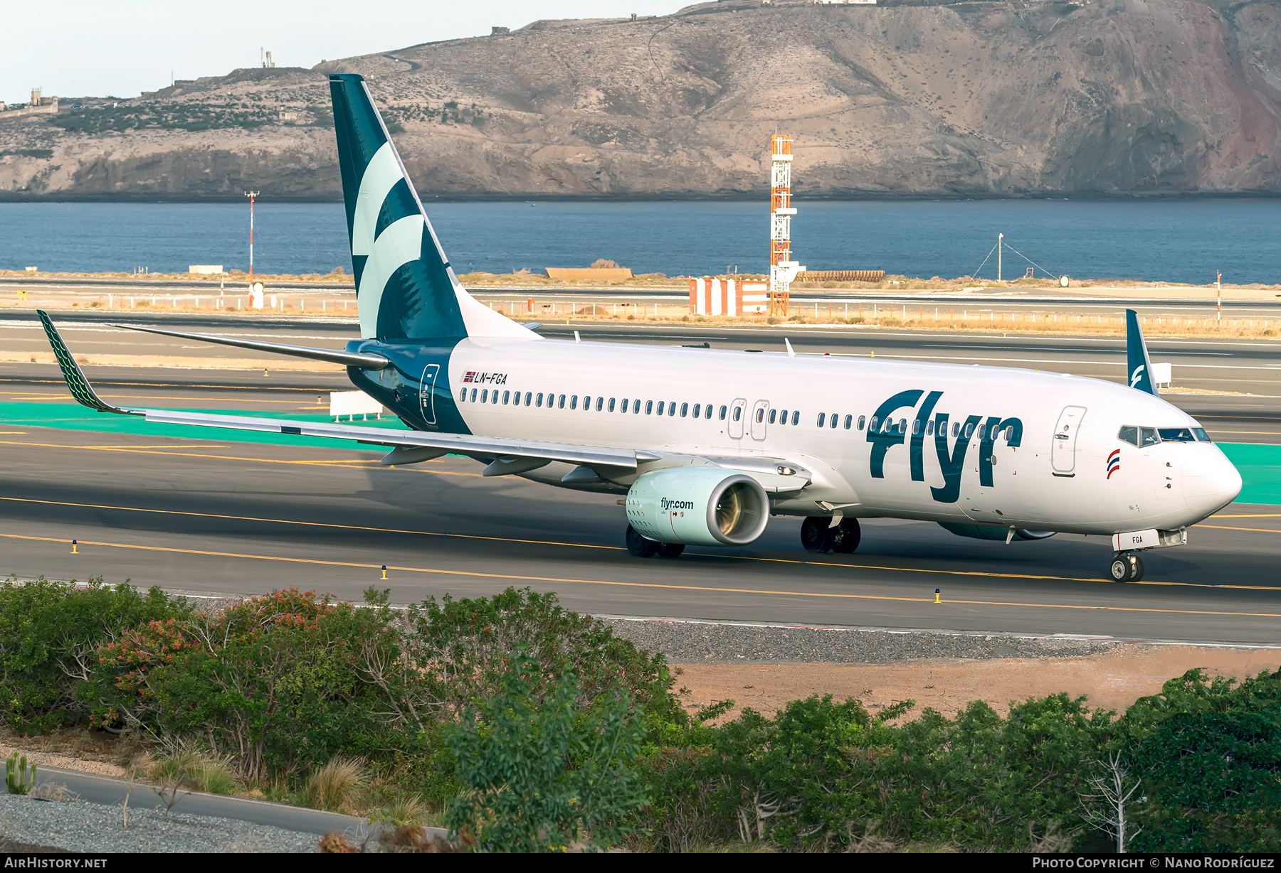 Aircraft Photo of LN-FGA | Boeing 737-82R | Flyr | AirHistory.net #421619