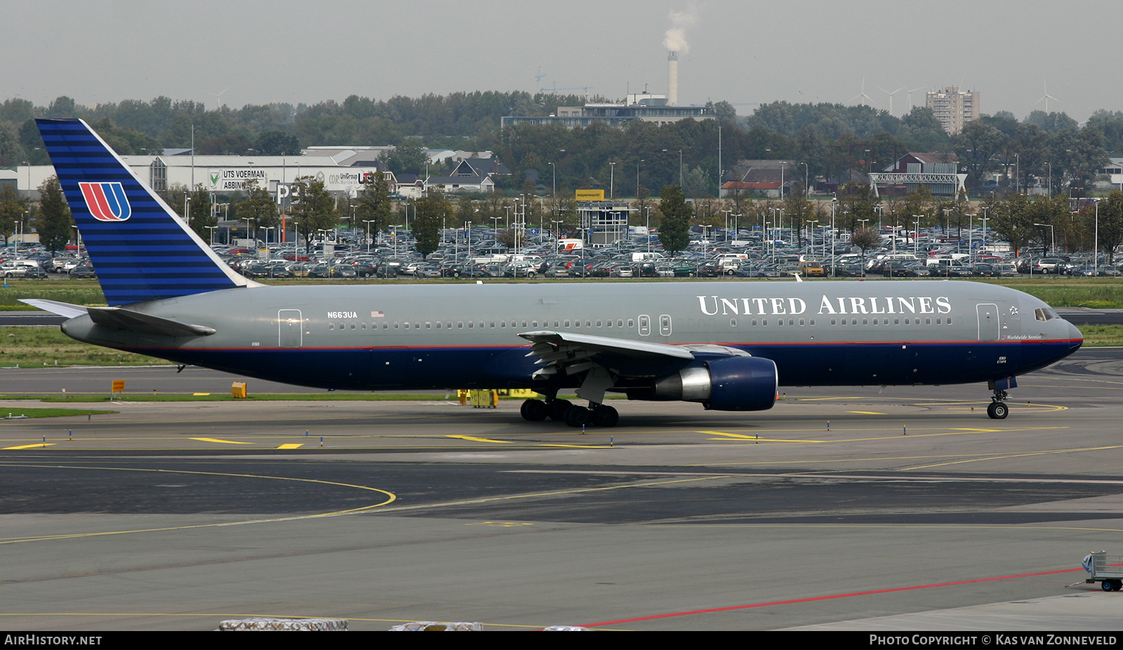 Aircraft Photo of N663UA | Boeing 767-322/ER | United Airlines | AirHistory.net #421694