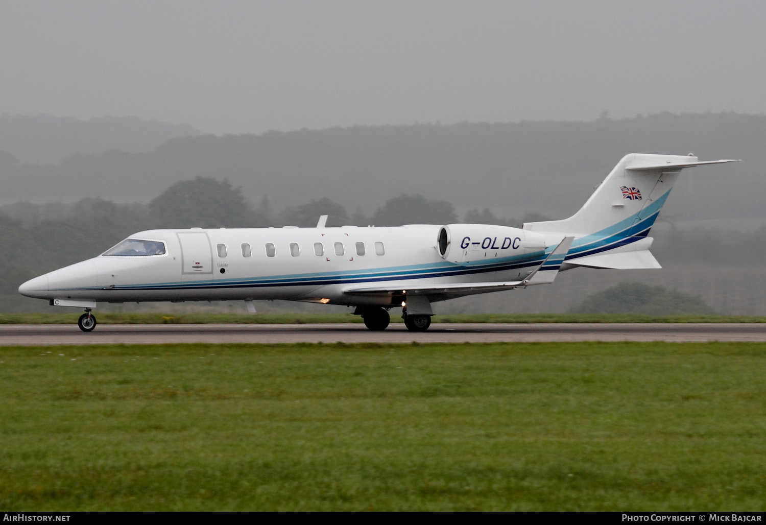 Aircraft Photo of G-OLDC | Learjet 45 | Gold Air International | AirHistory.net #421722