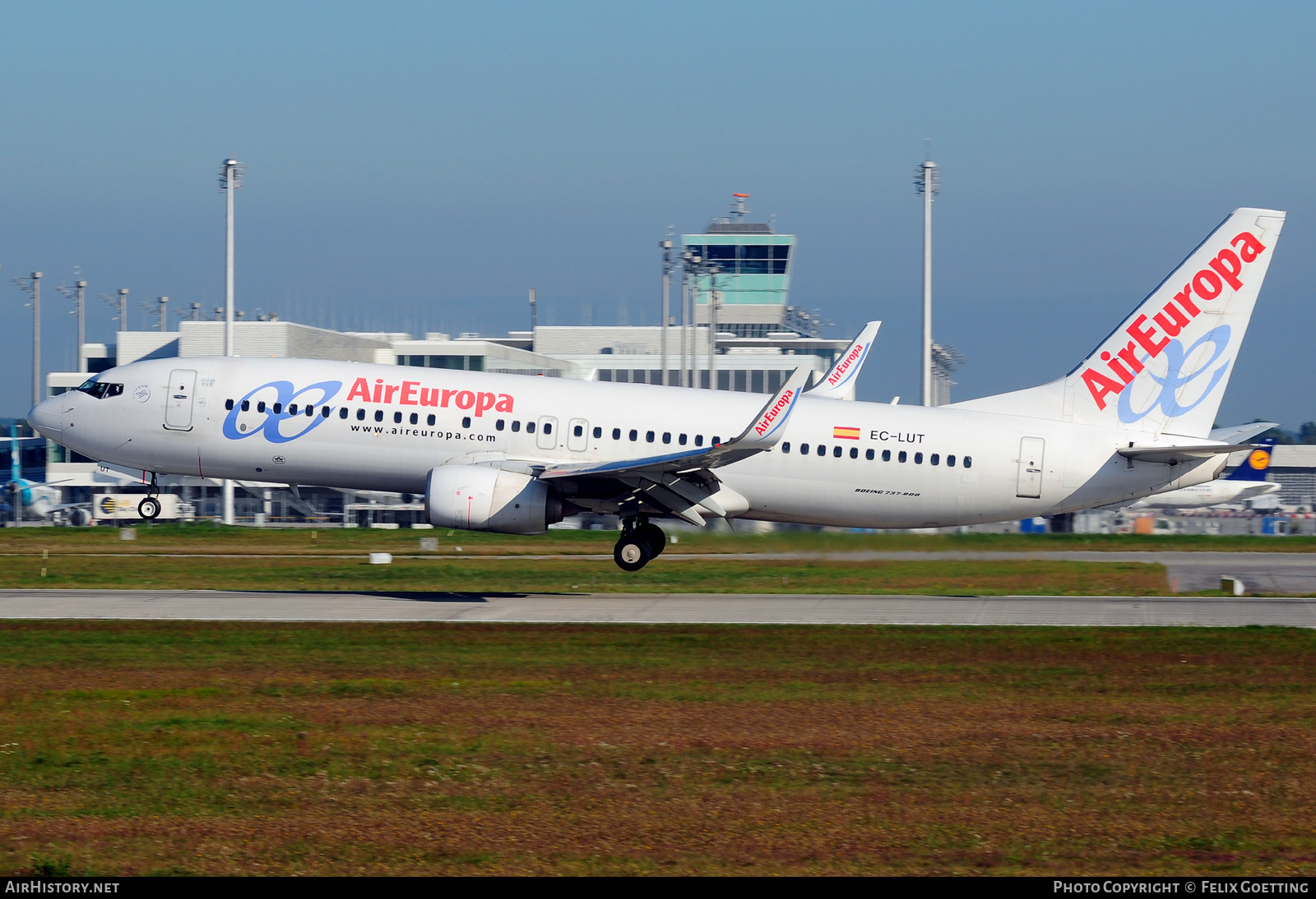 Aircraft Photo of EC-LUT | Boeing 737-85P | Air Europa | AirHistory.net #421773