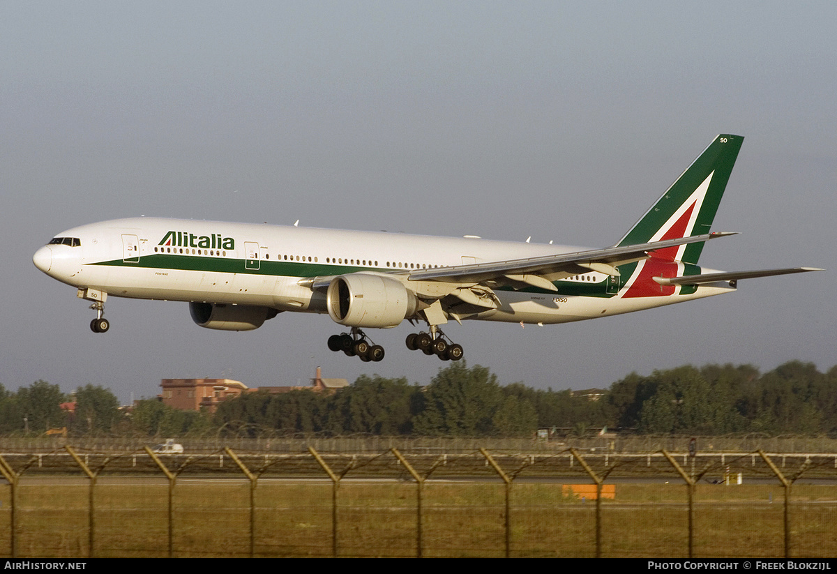 Aircraft Photo of I-DISO | Boeing 777-243/ER | Alitalia | AirHistory.net #421852