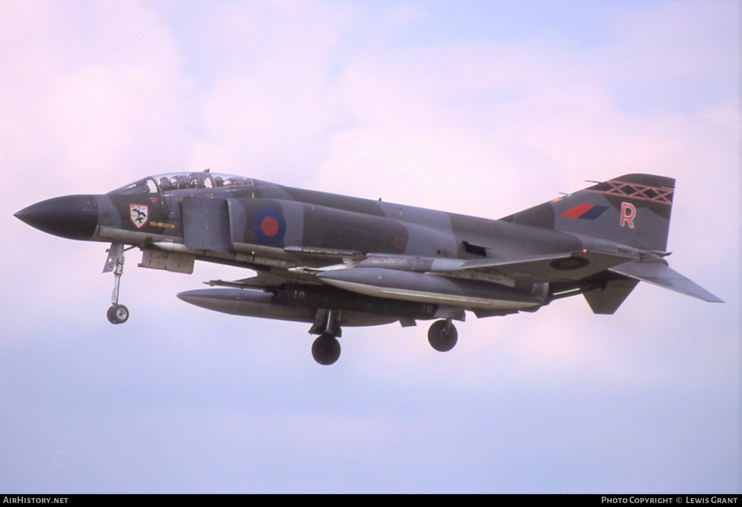 Aircraft Photo of XV425 | McDonnell Douglas F-4M Phantom FGR2 | UK - Air Force | AirHistory.net #421853