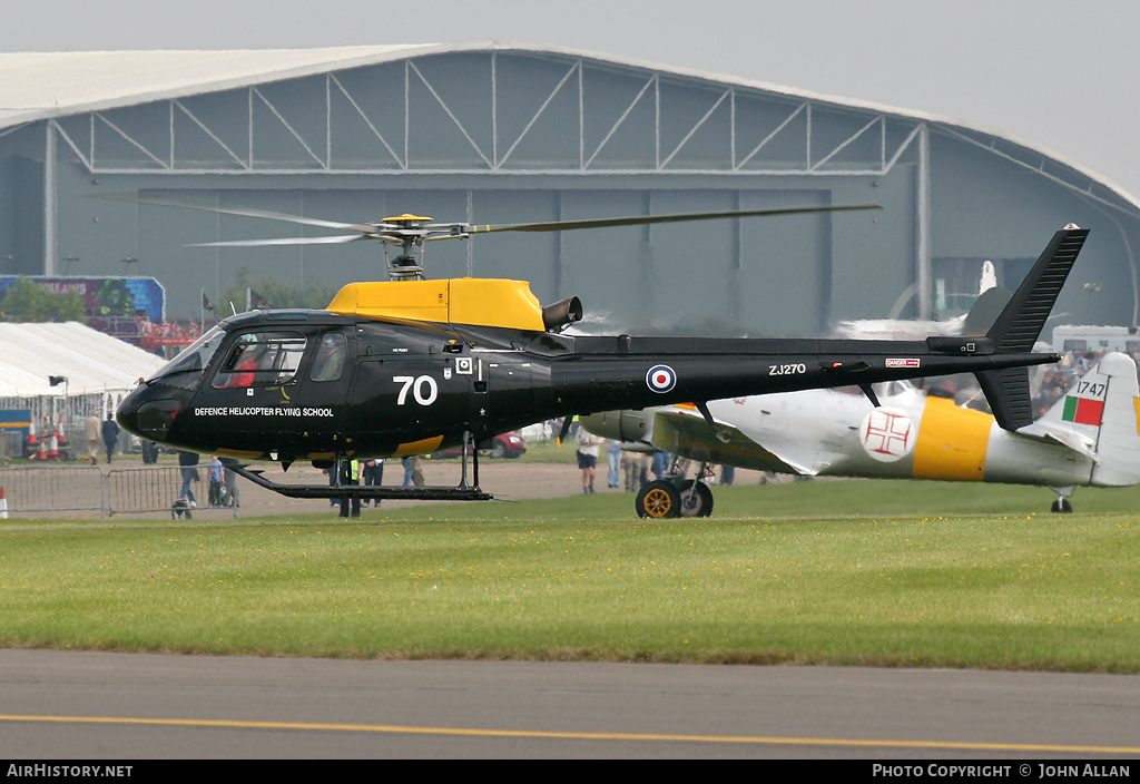 Aircraft Photo of ZJ270 | Eurocopter AS-350BB Squirrel HT1 | UK - Air Force | AirHistory.net #421856