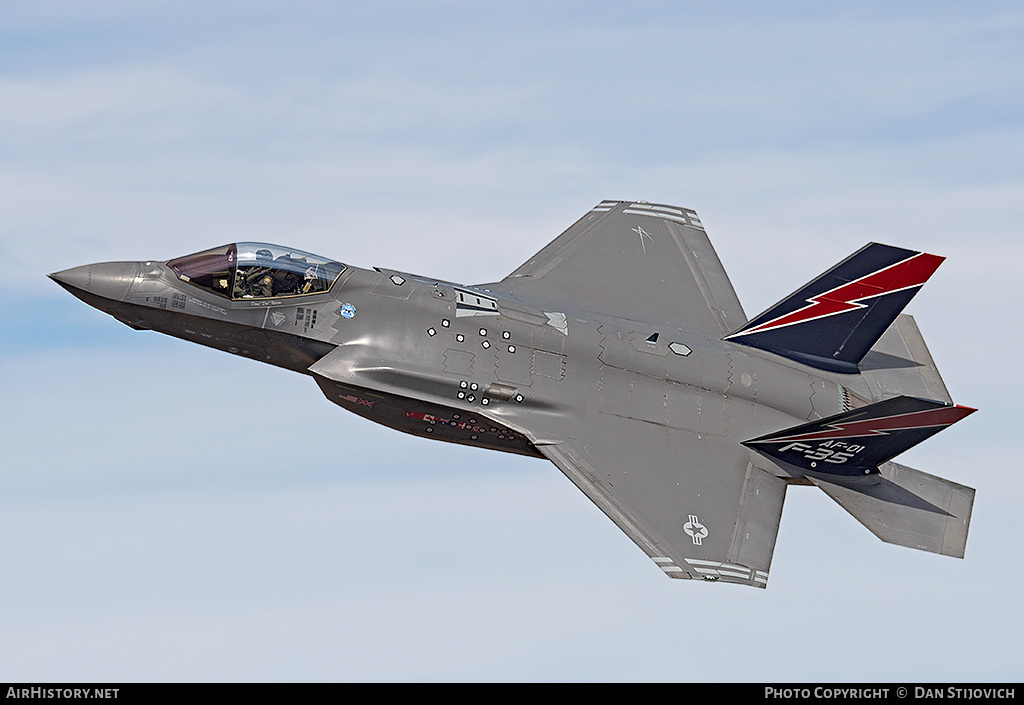 Aircraft Photo of AF-01 | Lockheed Martin F-35A Lightning II | USA - Air Force | AirHistory.net #421858