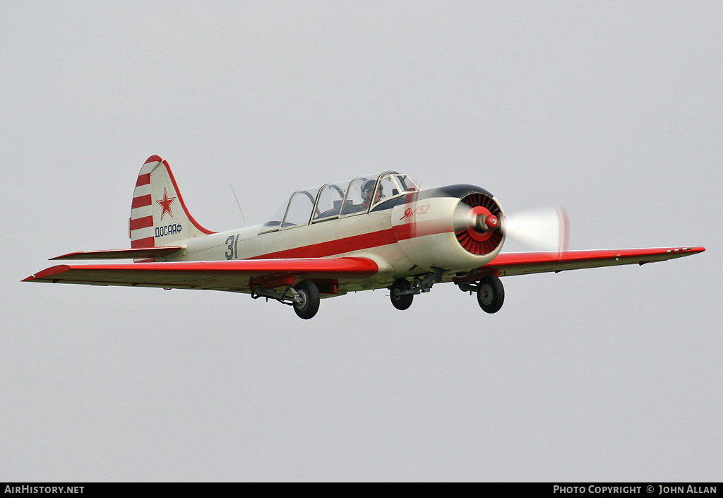 Aircraft Photo of G-YAKV / 31 blue | Yakovlev Yak-52 | Soviet Union - DOSAAF | AirHistory.net #421891