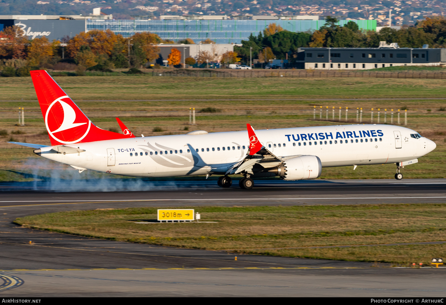 Aircraft Photo of TC-LYA | Boeing 737-9 Max 9 | Turkish Airlines | AirHistory.net #421914
