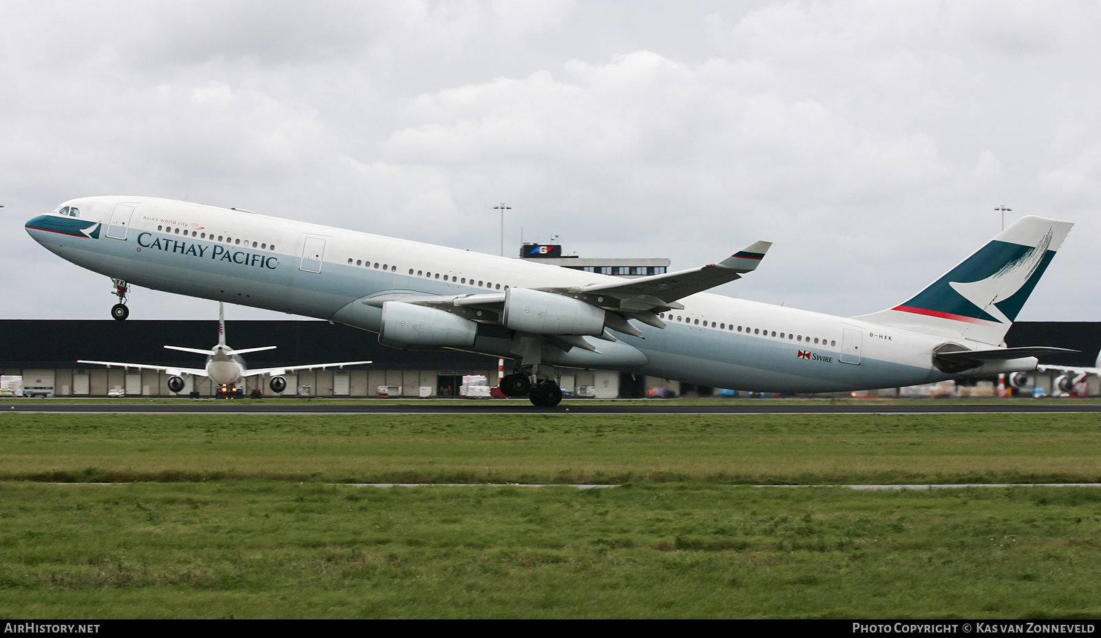 Aircraft Photo of B-HXK | Airbus A340-313 | Cathay Pacific Airways | AirHistory.net #421933