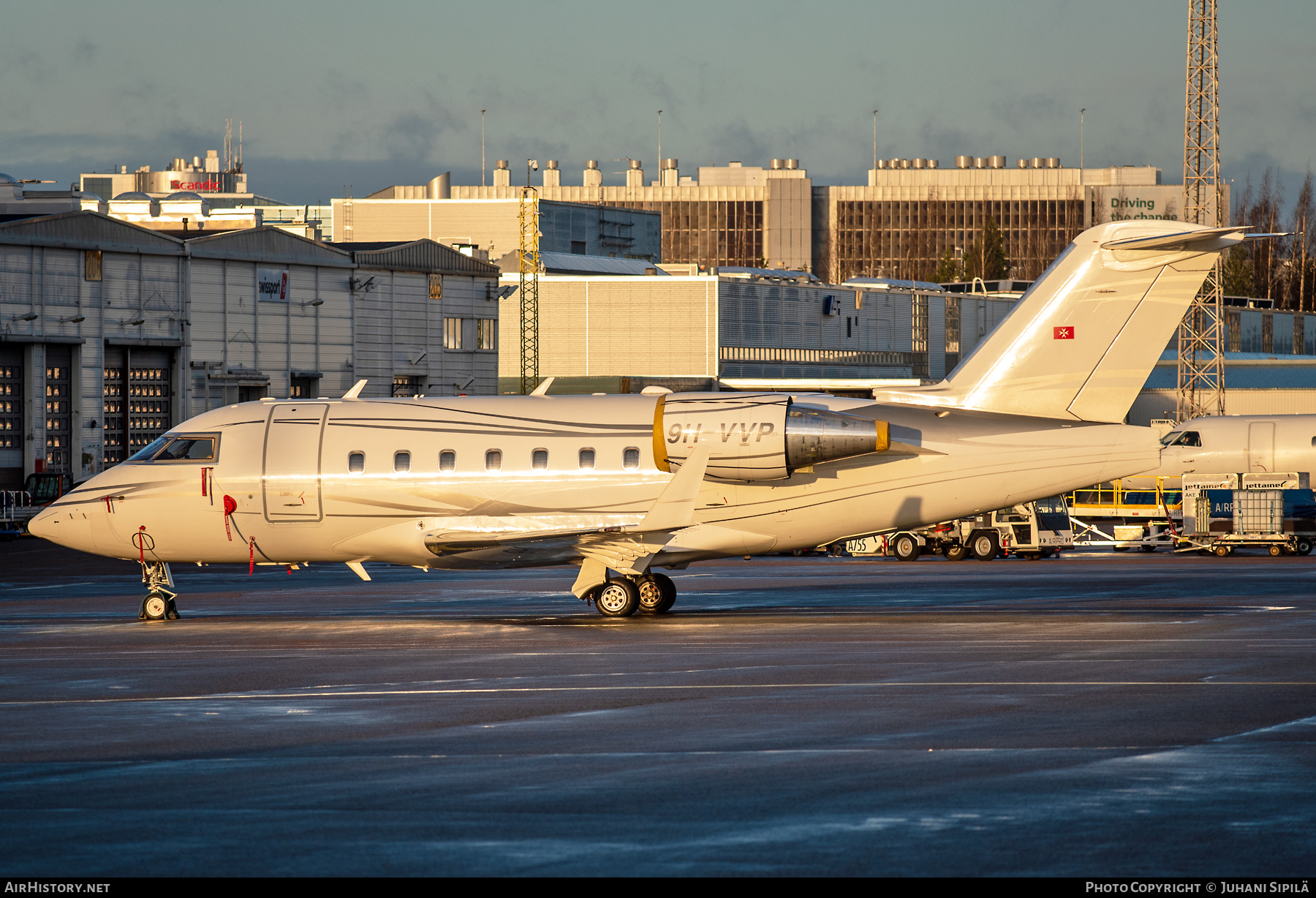 Aircraft Photo of 9H-VVP | Bombardier Challenger 605 (CL-600-2B16) | AirHistory.net #421948