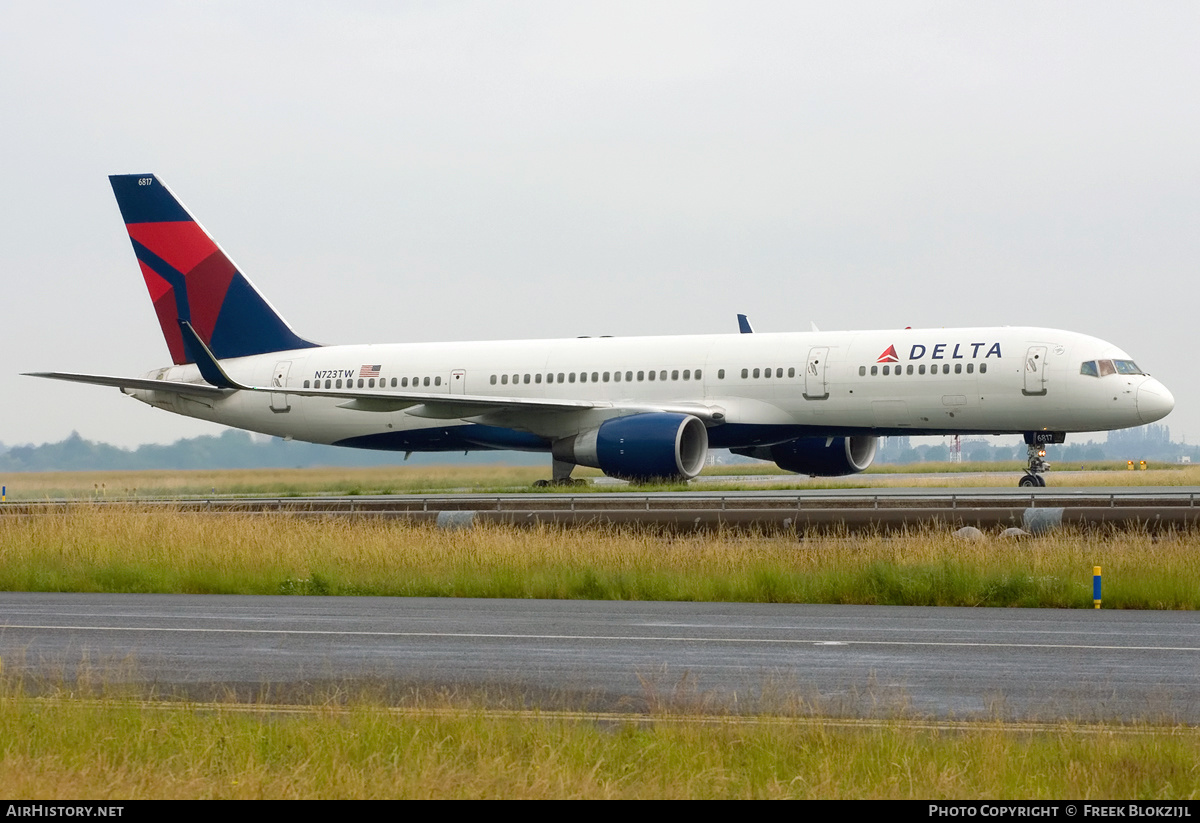 Aircraft Photo of N723TW | Boeing 757-231 | Delta Air Lines | AirHistory.net #421987