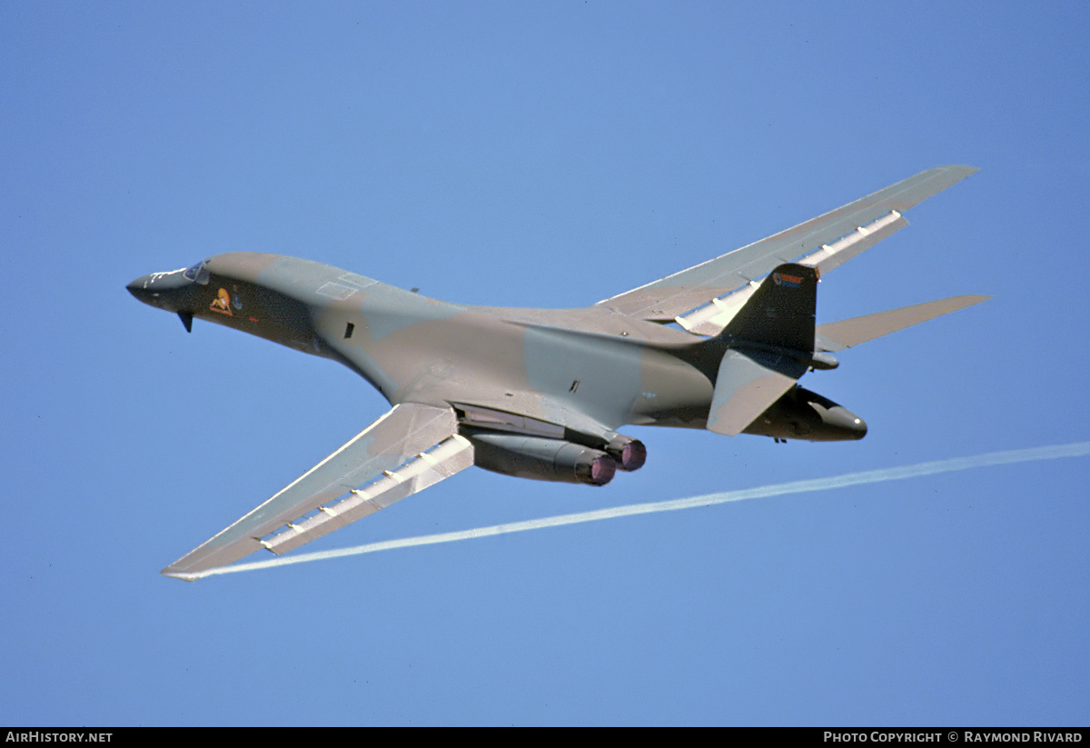 Aircraft Photo of 86-0110 / AF86-110 | Rockwell B-1B Lancer | USA - Air Force | AirHistory.net #422047