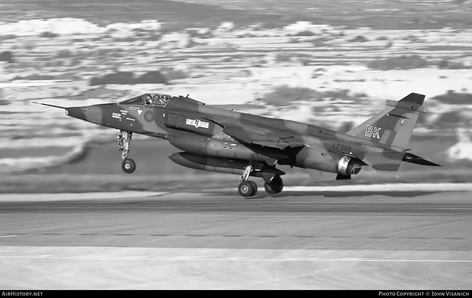 Aircraft Photo of XZ388 | Sepecat Jaguar GR1 | UK - Air Force | AirHistory.net #422069