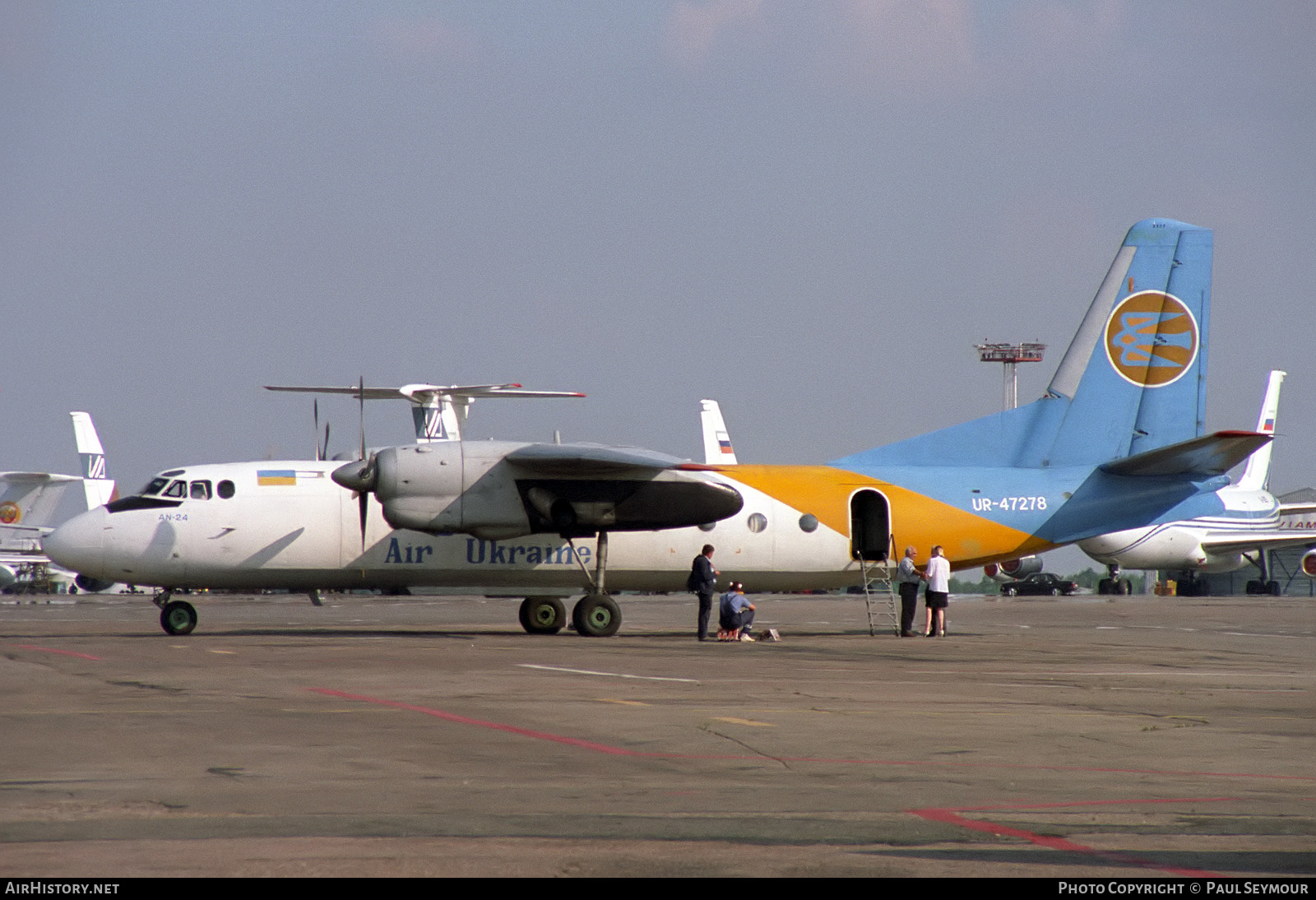 Aircraft Photo of UR-47278 | Antonov An-24B | Air Ukraine | AirHistory.net #422121