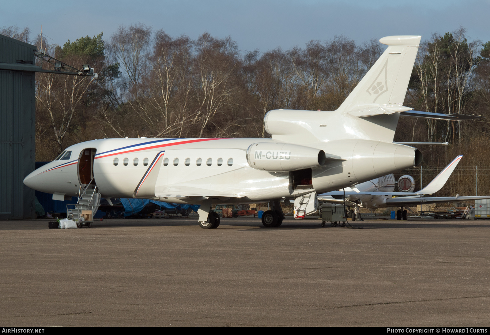 Aircraft Photo of M-CUZU | Dassault Falcon 900LX | AirHistory.net #422122