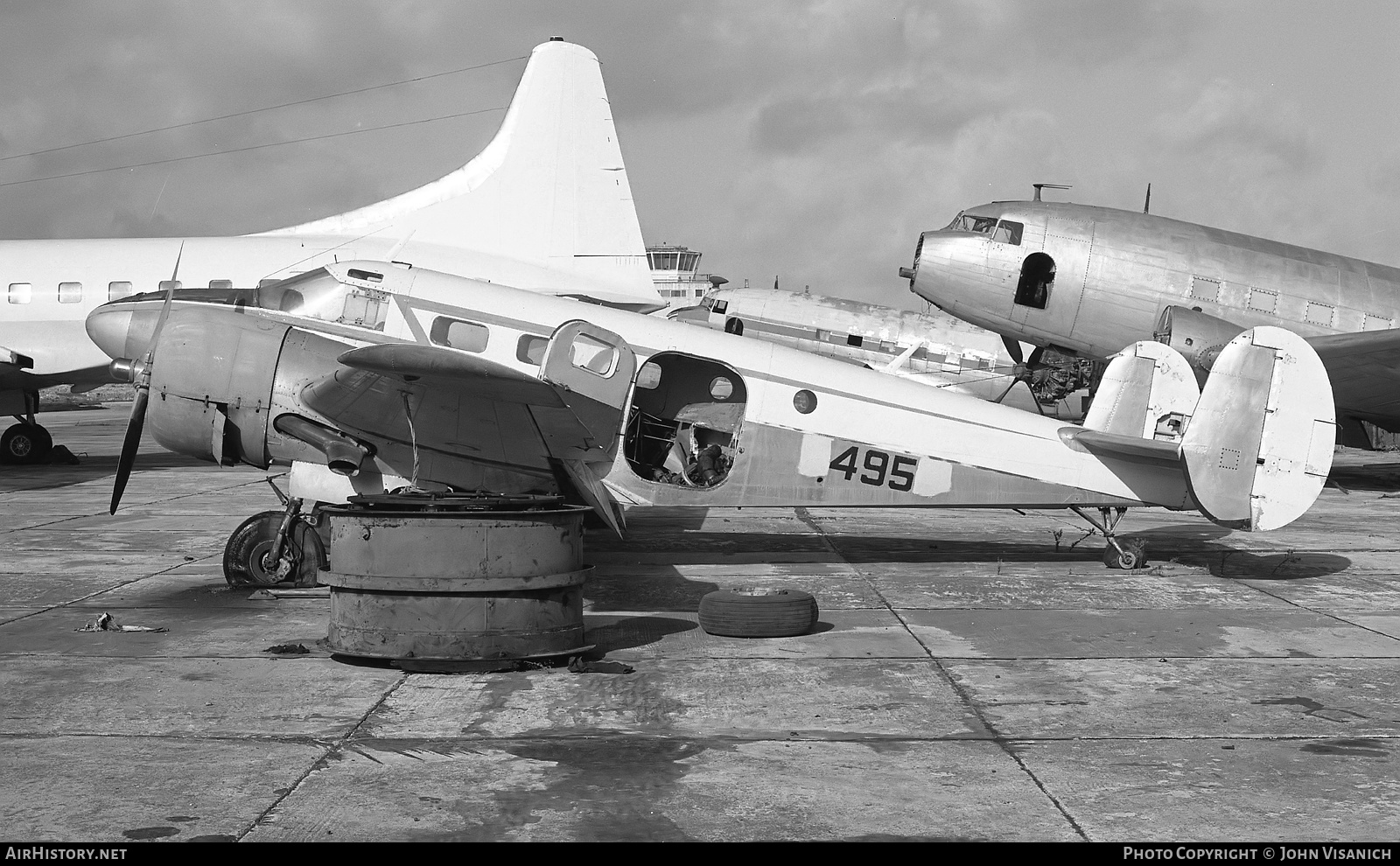 Aircraft Photo of N495F | Beech D18S | AirHistory.net #422184